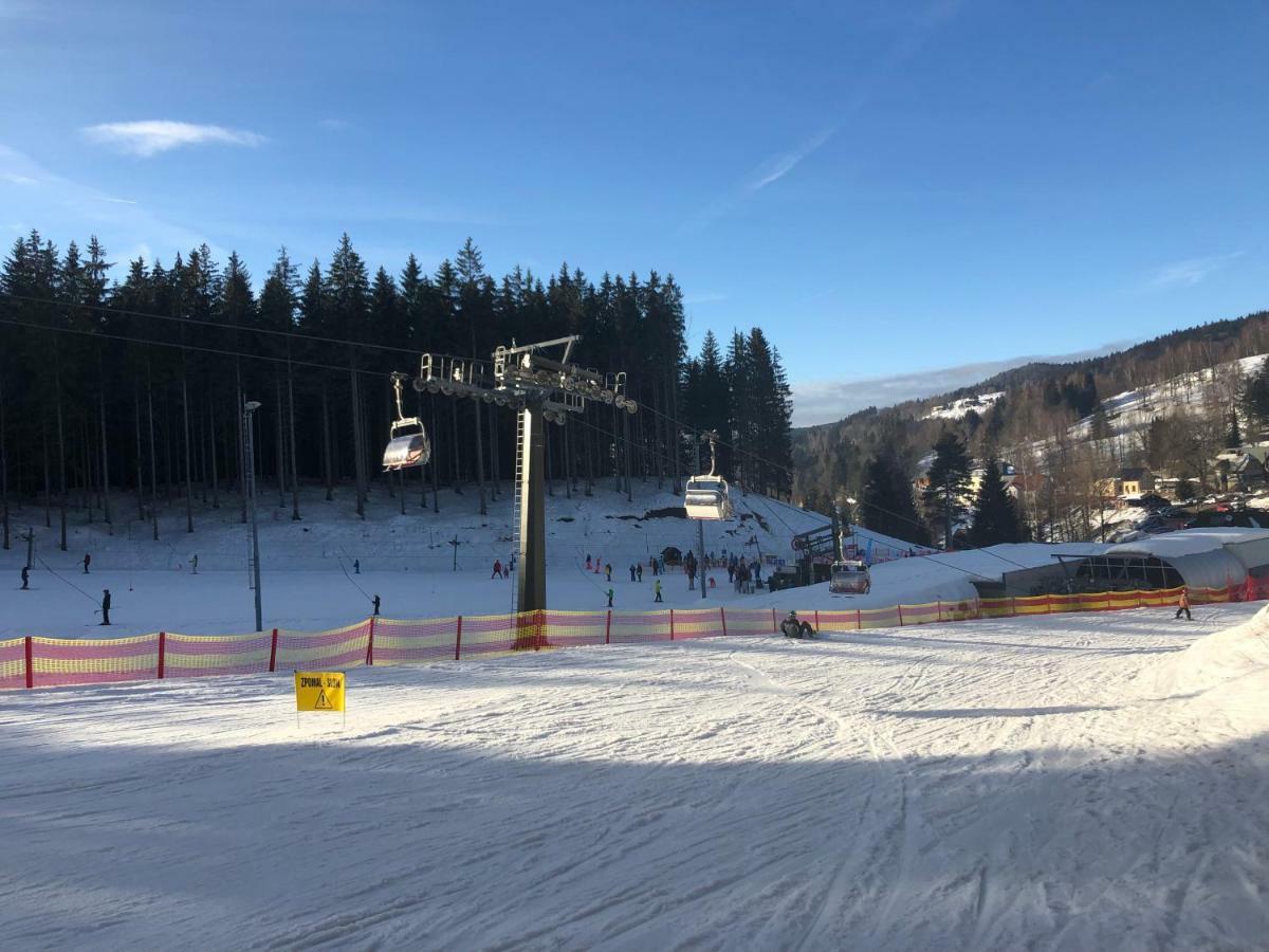 Apartmany Sportrelax Албрехтице в Йизерских горах Экстерьер фото